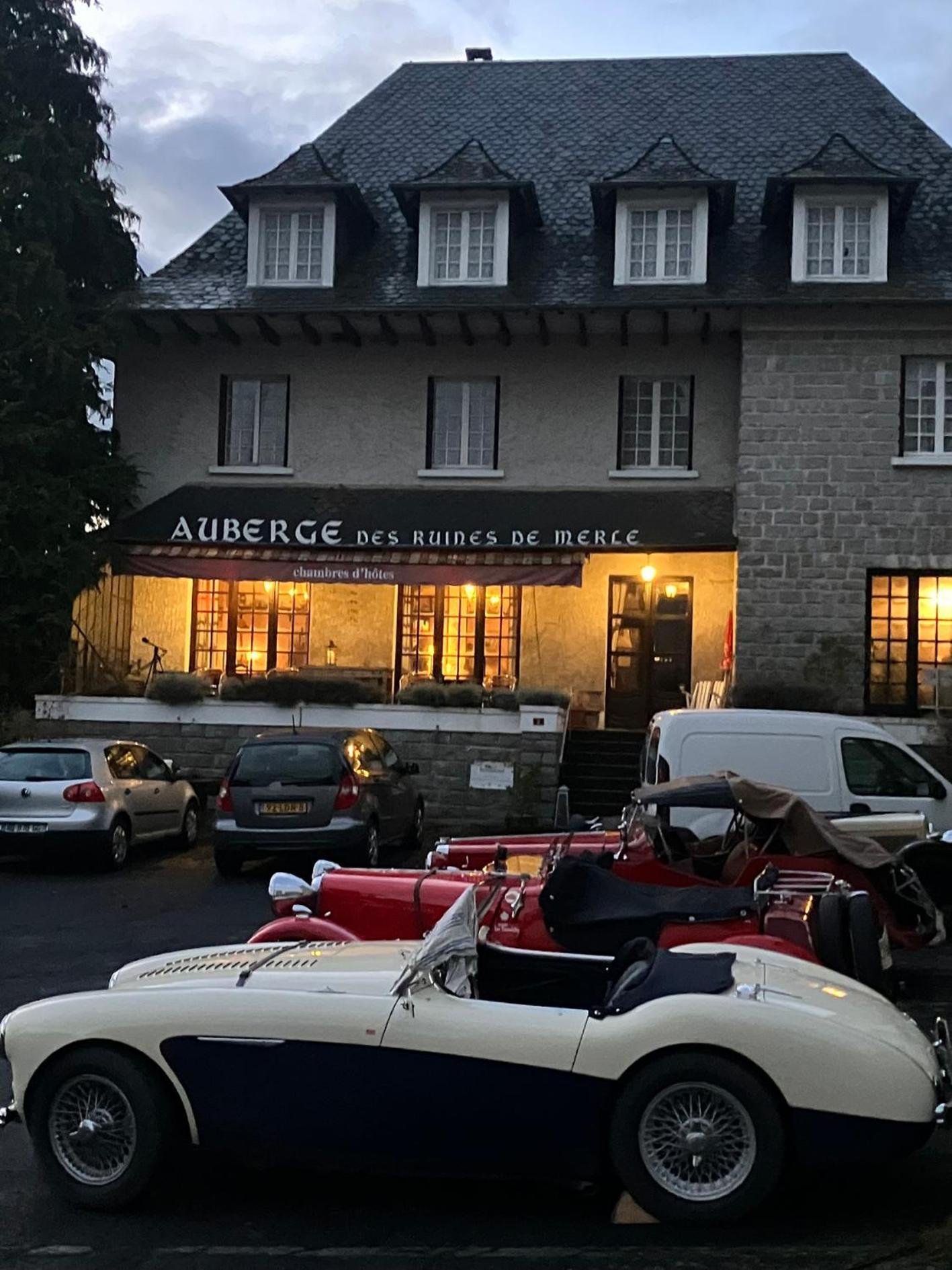 Auberge Des Ruines De Merle Saint-Cirgues-la-Loutre ภายนอก รูปภาพ